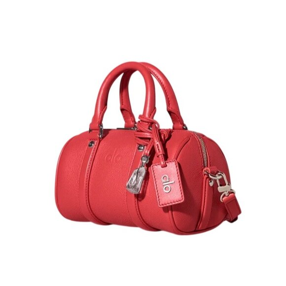 ALO Yoga Mini Voyage Bag in Italian Red Leather - Picture 2 of 9